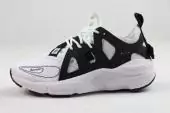 nike huarache type new premium bq5102-002 white top black